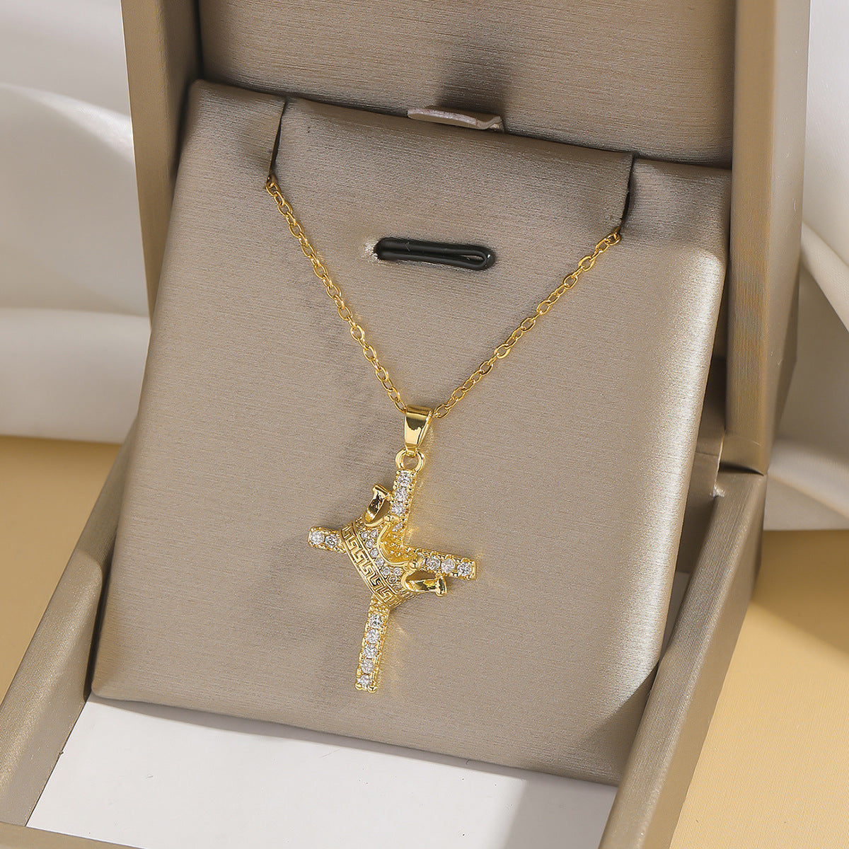 Wholesale  Fashion New Crown Cross Necklace Real Gold Electroplating Elegant Design Jewelry